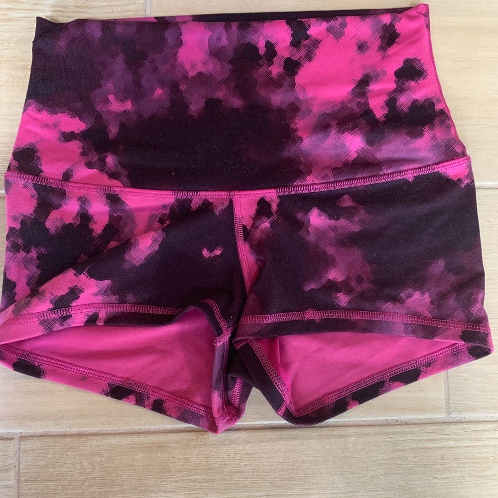 Lululemon align short